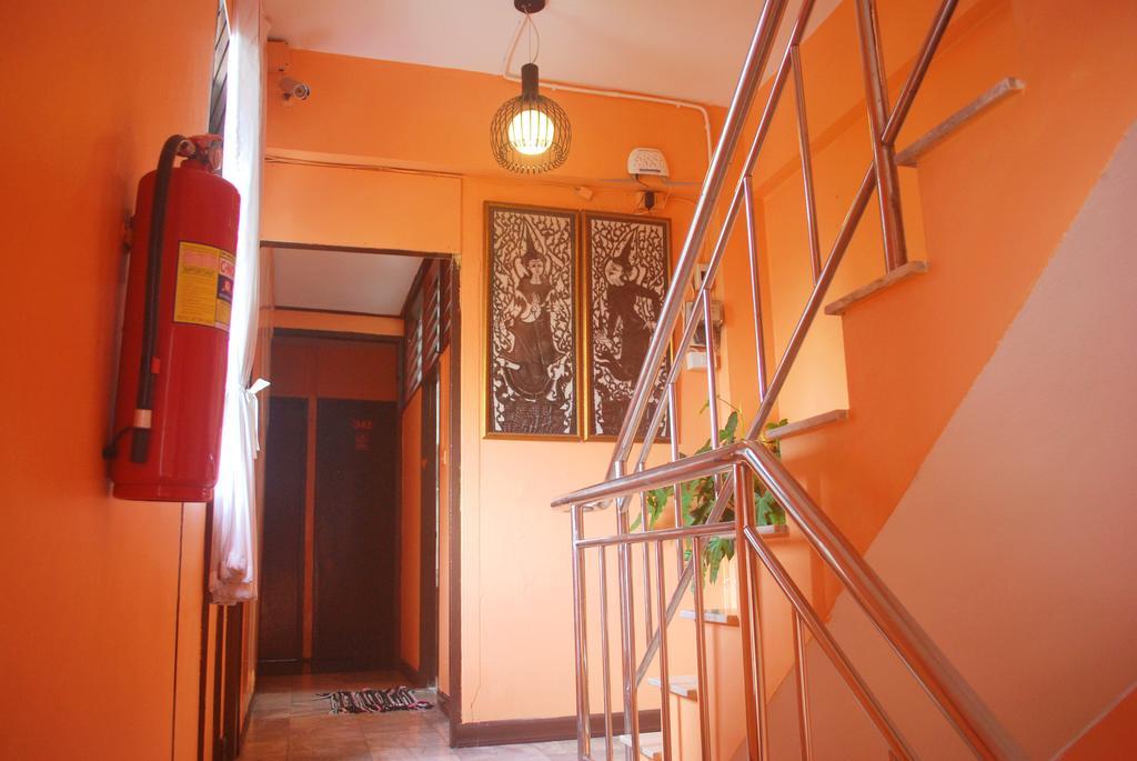 Pailin Guest House Бангкок Экстерьер фото