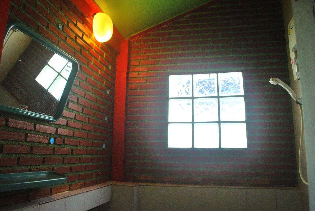 Pailin Guest House Бангкок Экстерьер фото