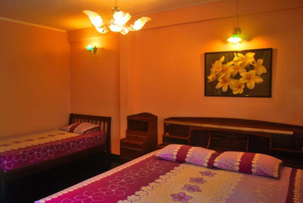 Pailin Guest House Бангкок Экстерьер фото