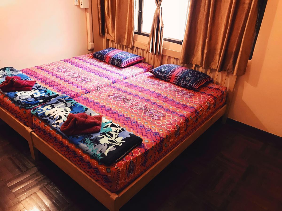 Pailin Guest House Бангкок Экстерьер фото